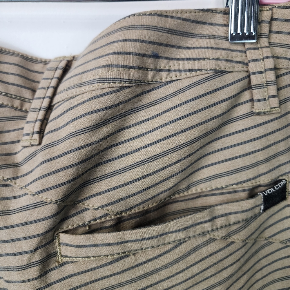 Volcom men's striped brown blue shorts size 30 regular straight surf & turf - Picture 6 of 8